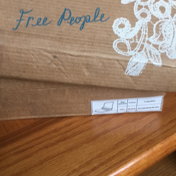 Free People Distressed Boots - Picture 6 of 6